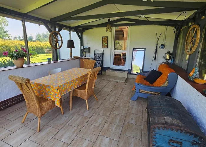 Siedlisko Tafle Dom wakacyjny Chorazowka